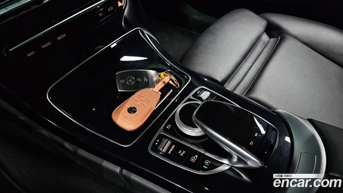 Mercedes-Benz C-Class 2020