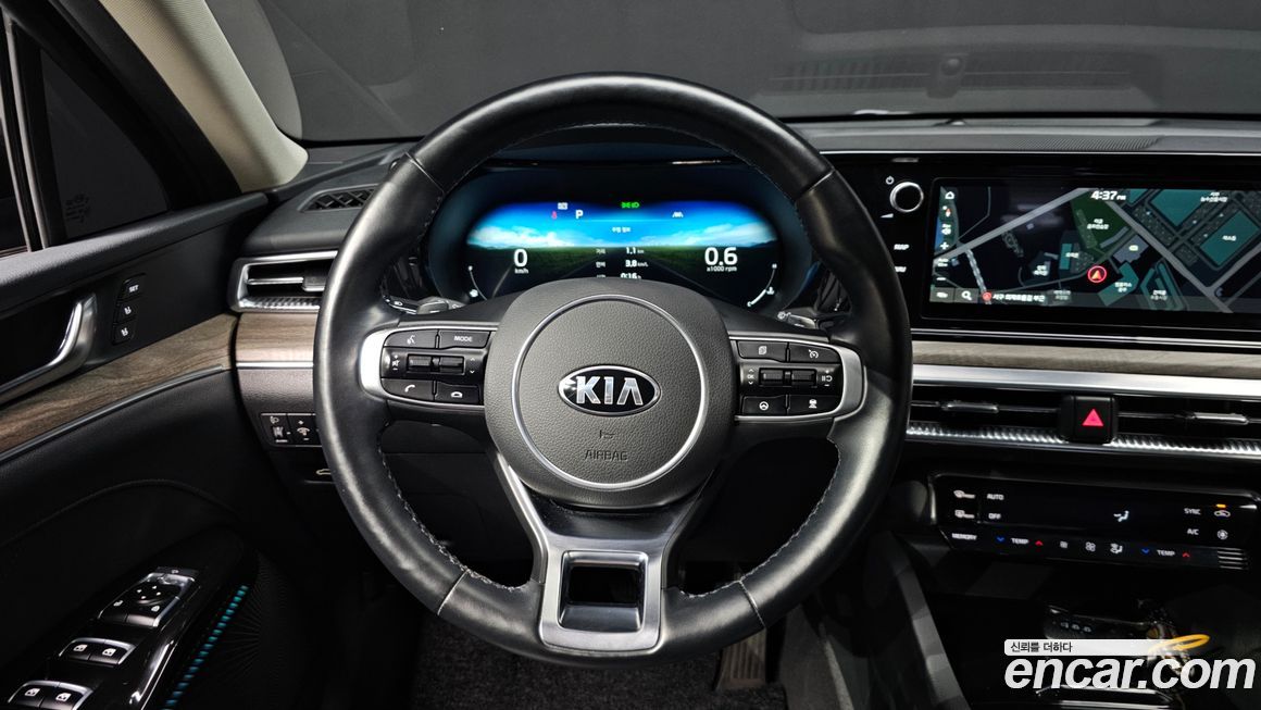 Kia K5 2021