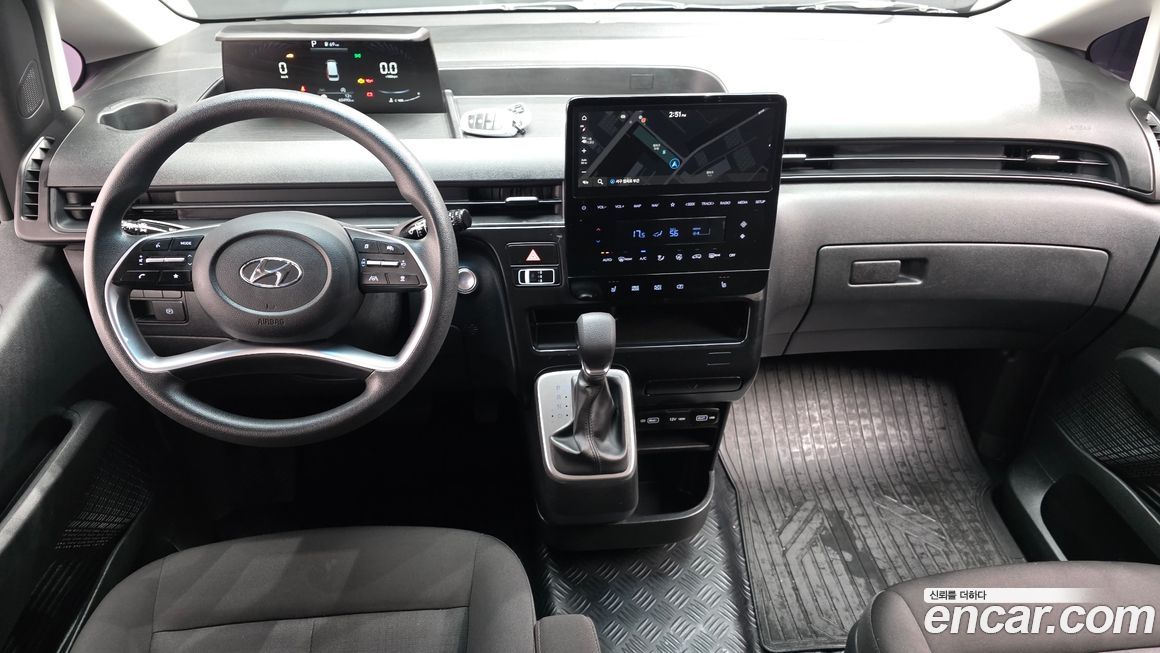 Hyundai Staria 2023