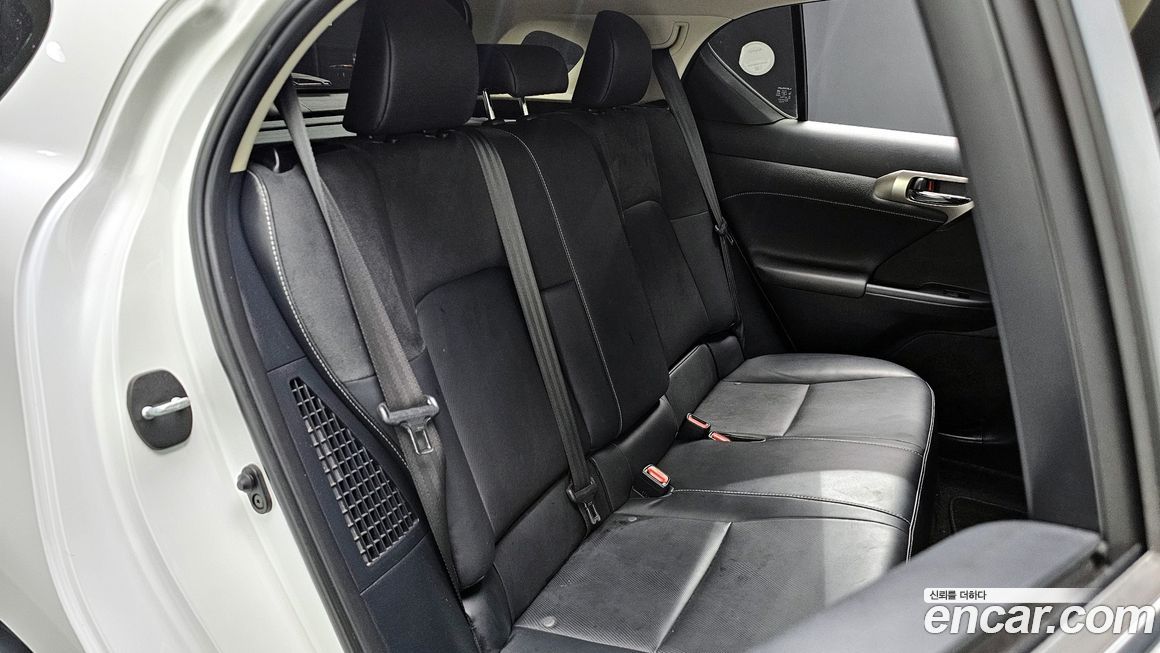 Lexus CT200h 2018