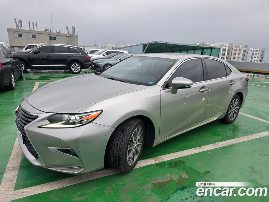 Lexus ES 2018