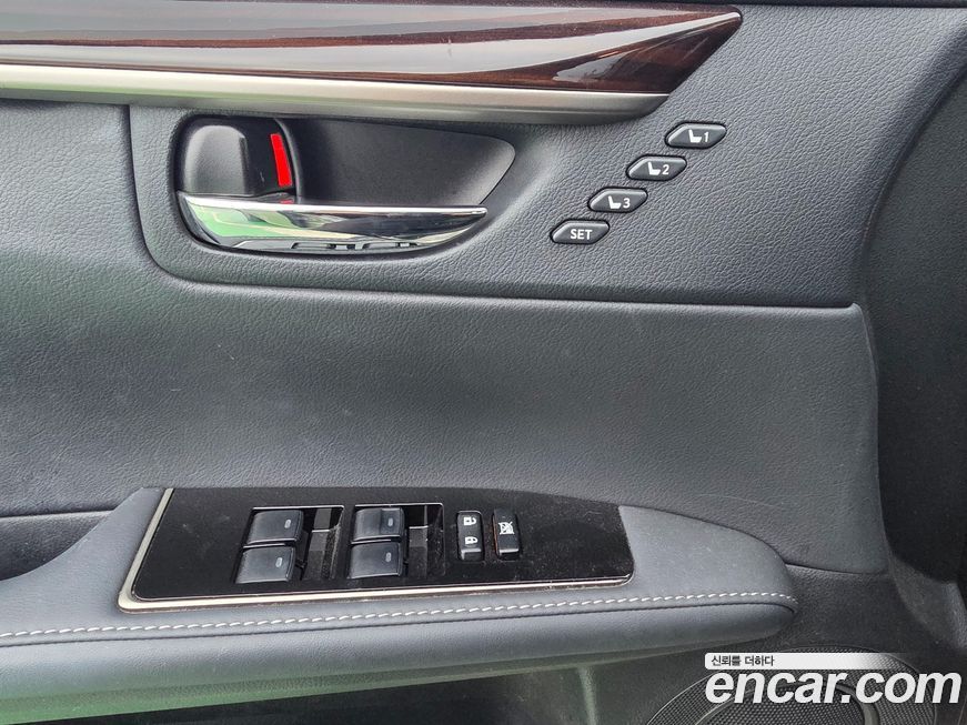 Lexus ES 2018