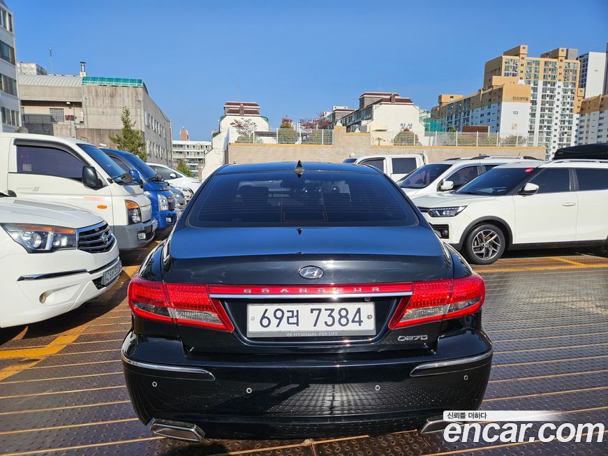 Hyundai Grandeur 2011