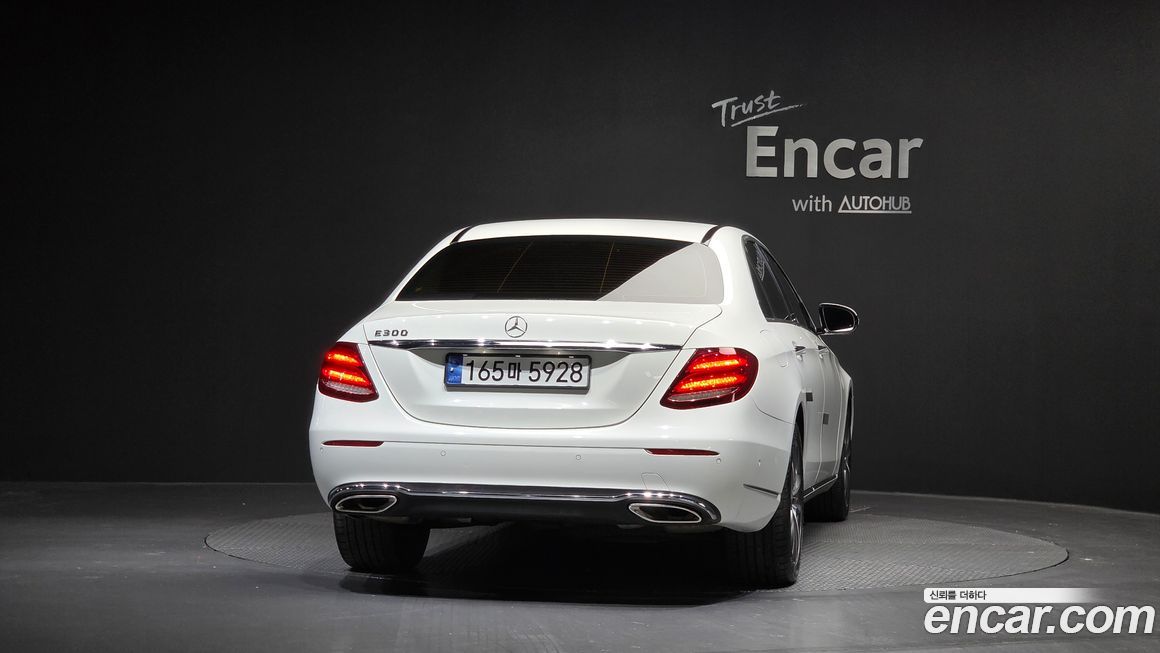 Mercedes-Benz E-Class 2018
