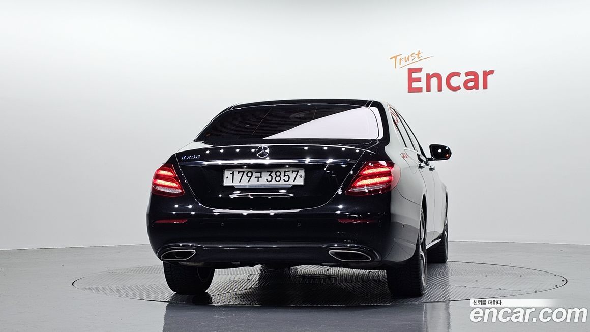 Mercedes-Benz E-Class 2020