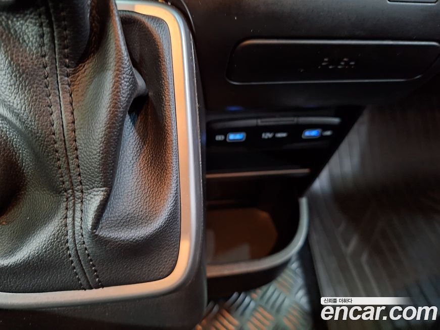 Hyundai Staria 2022