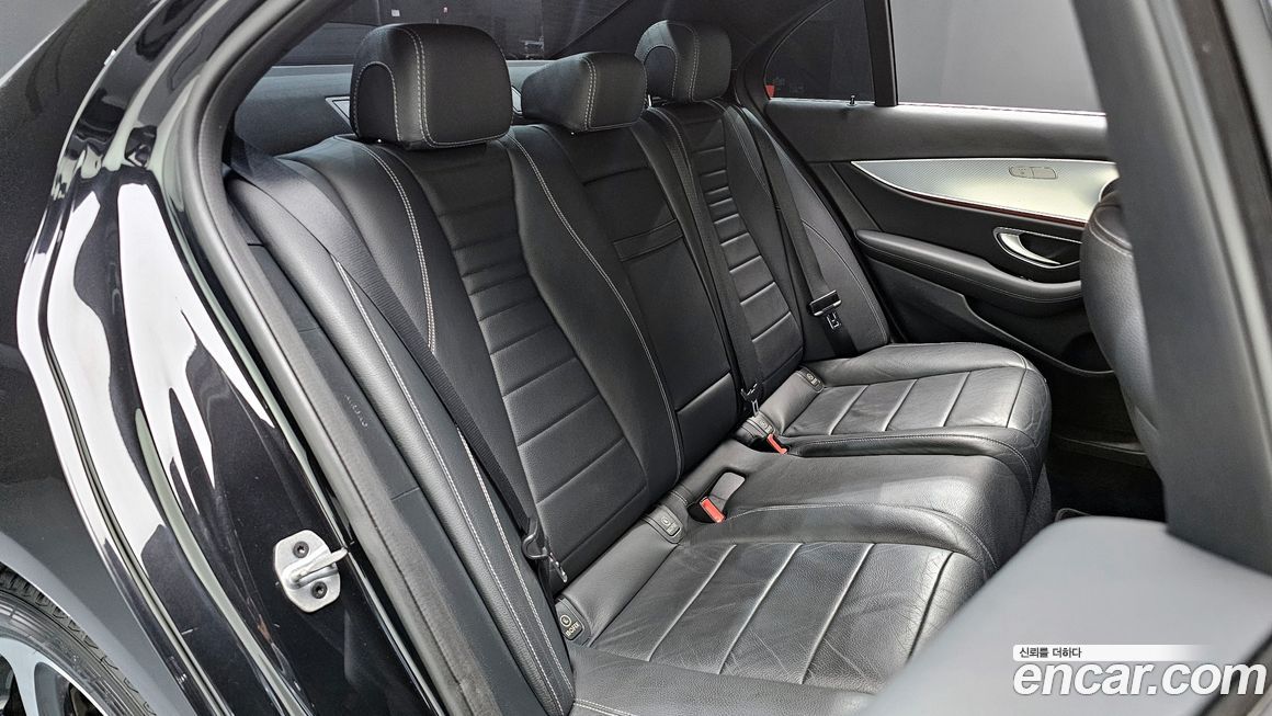 Mercedes-Benz E-Class 2020