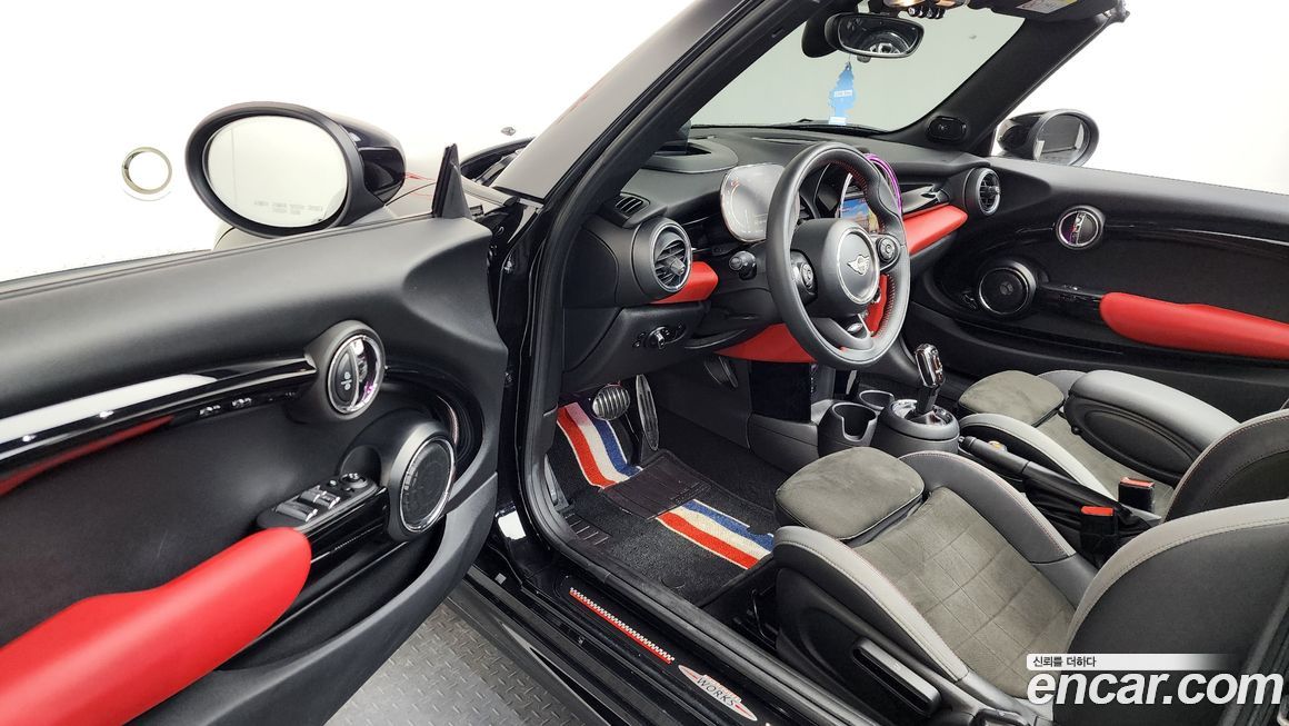 Mini Cooper Convertible 2021