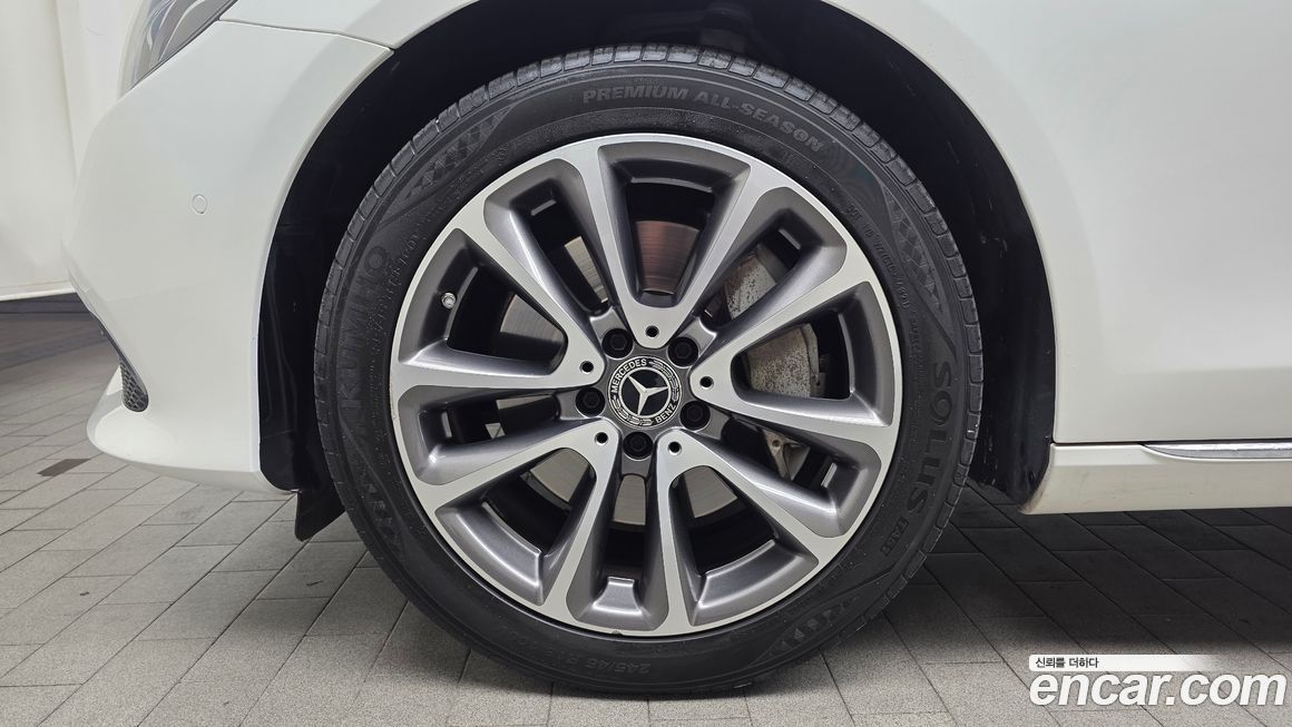 Mercedes-Benz E-Class 2018