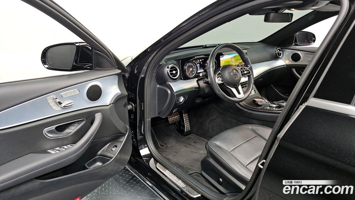 Mercedes-Benz E-Class 2020