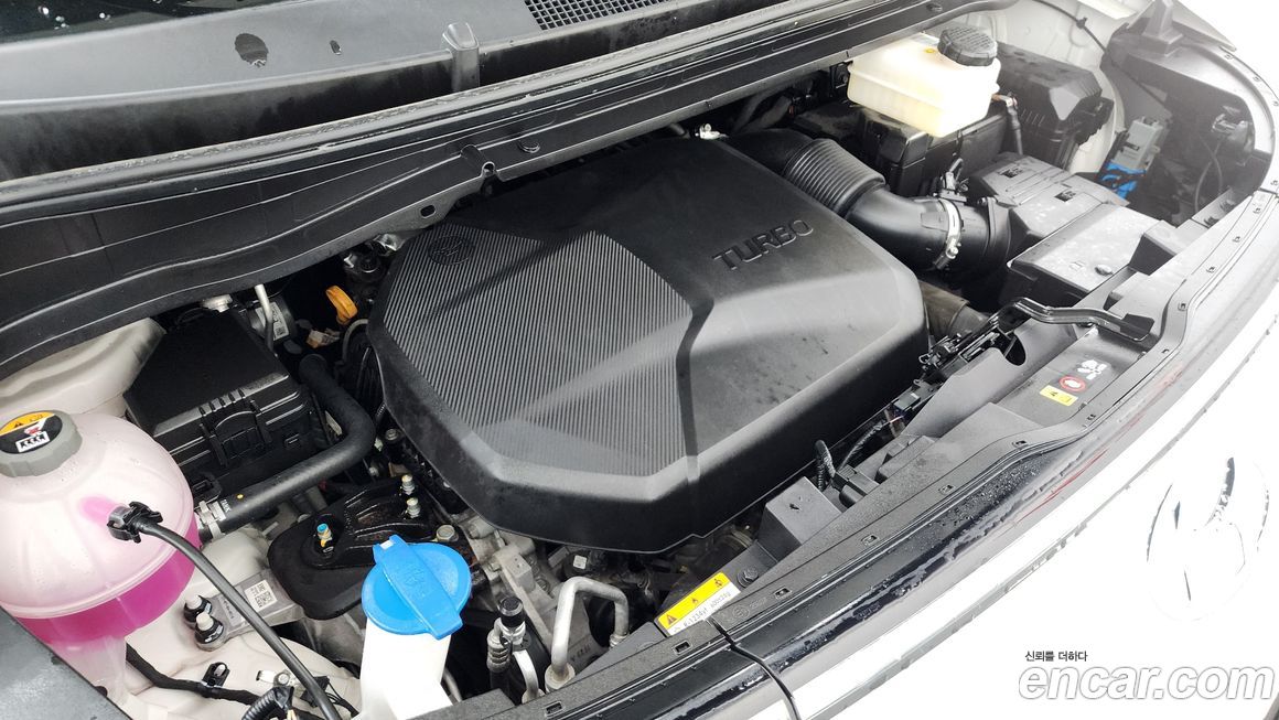 Hyundai Staria 2023