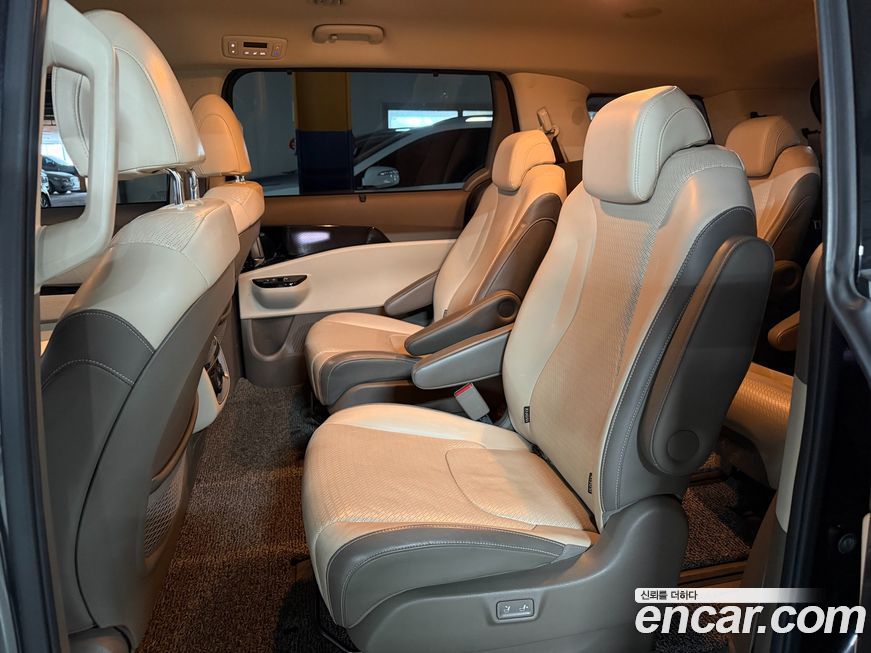 Kia Canival 2021