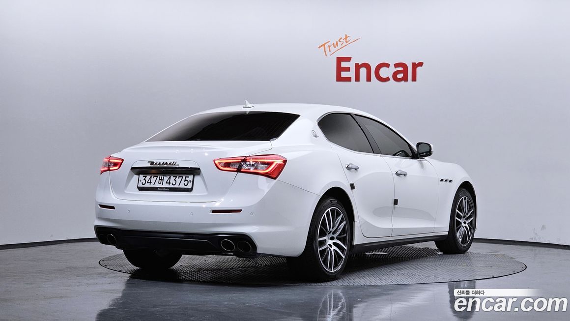 Maserati Ghibli 2019