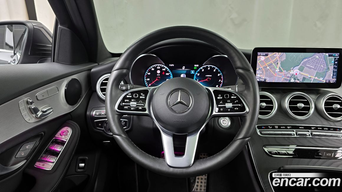 Mercedes-Benz C-Class 2021