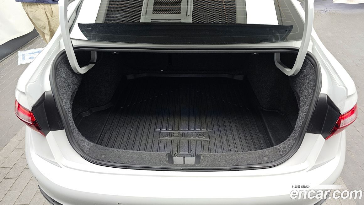 Volkswagen Jetta 2023