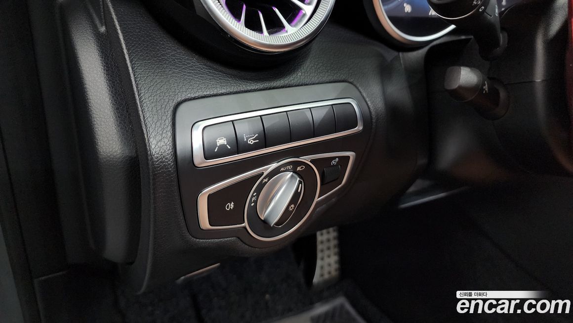 Mercedes-Benz C-Class 2020