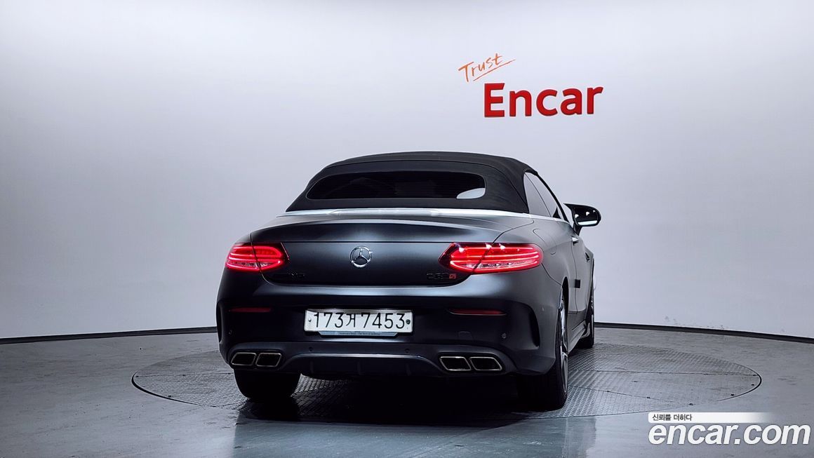 Mercedes-Benz C-Class 2020