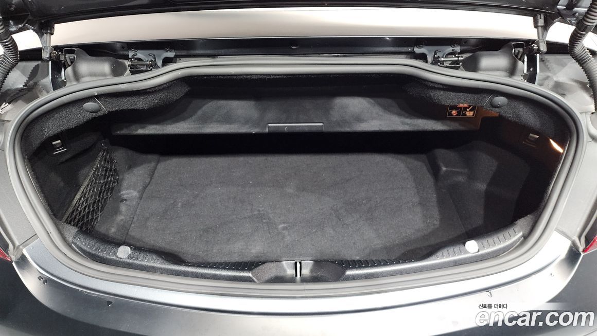 Mercedes-Benz C-Class 2020