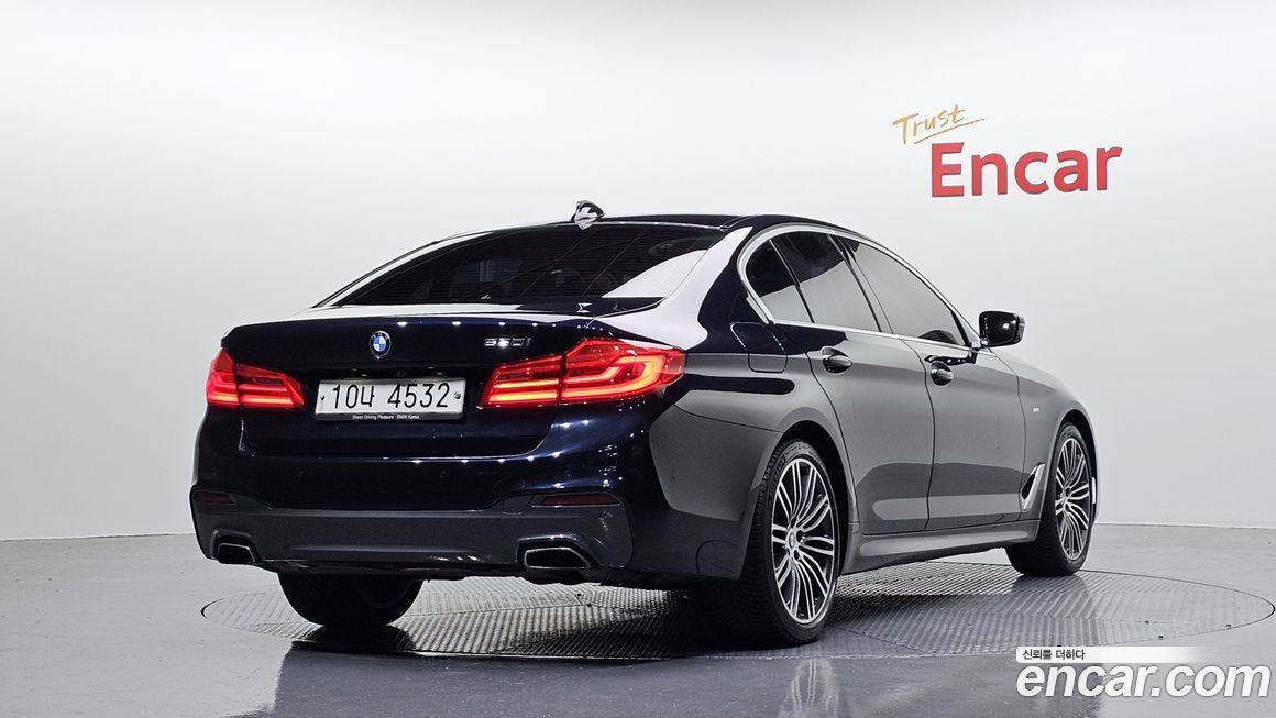 BMW 5-Series 2019