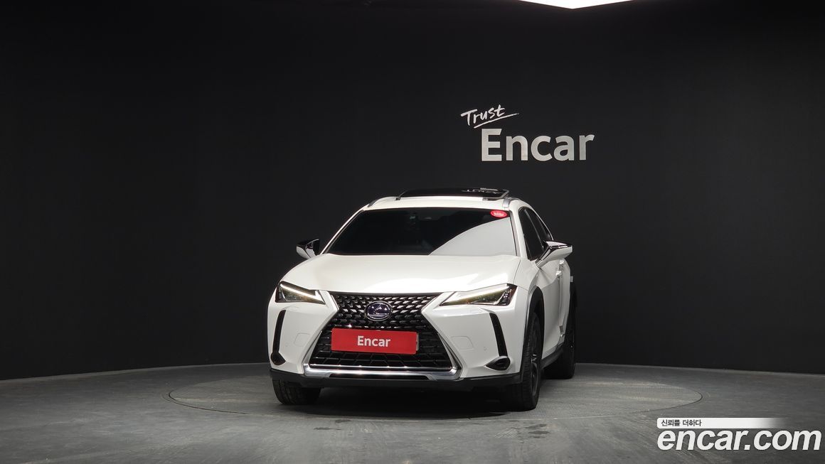 Lexus UX 2020
