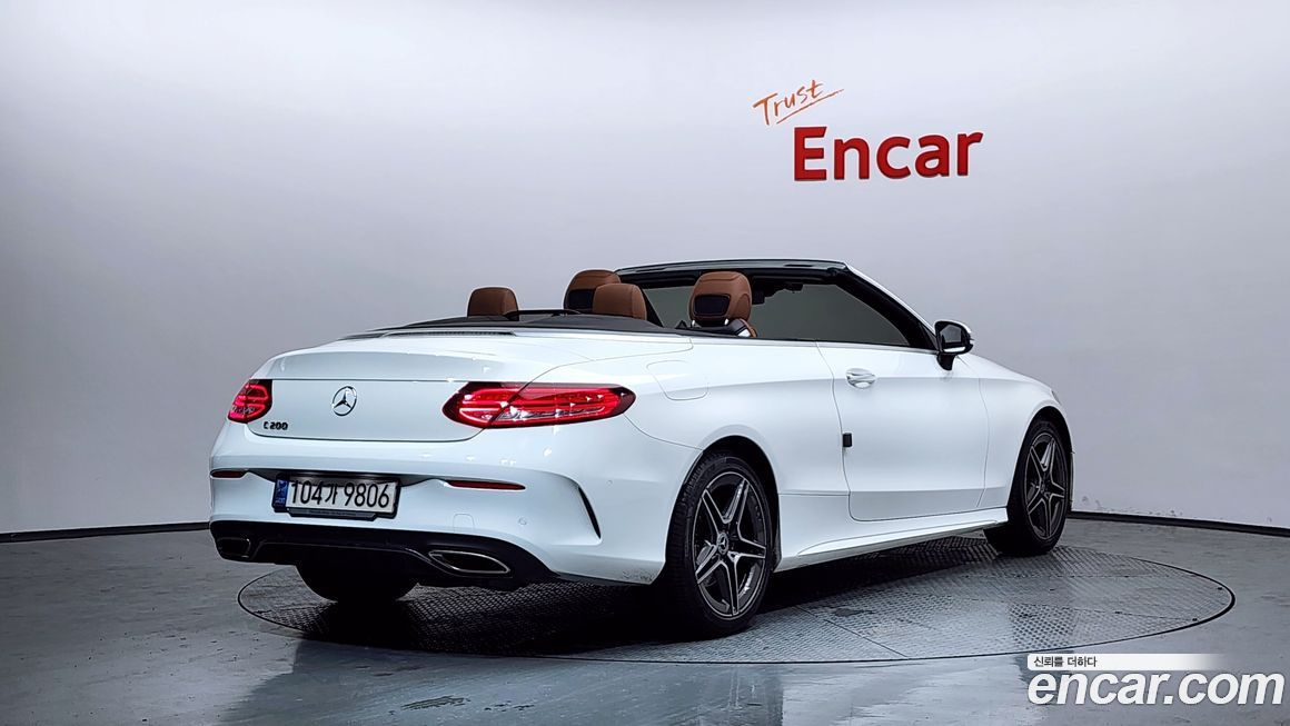 Mercedes-Benz C-Class 2021