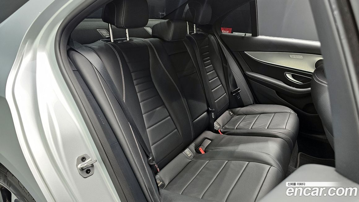 Mercedes-Benz E-Class 2020