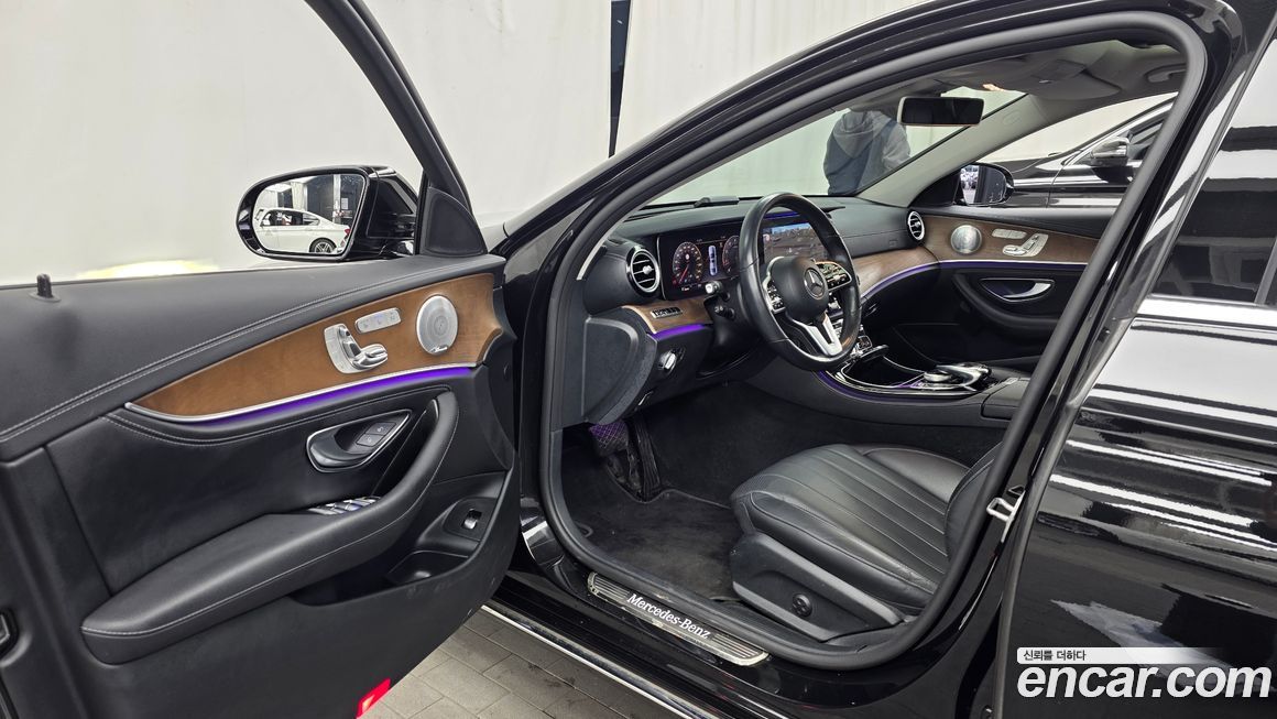 Mercedes-Benz E-Class 2020