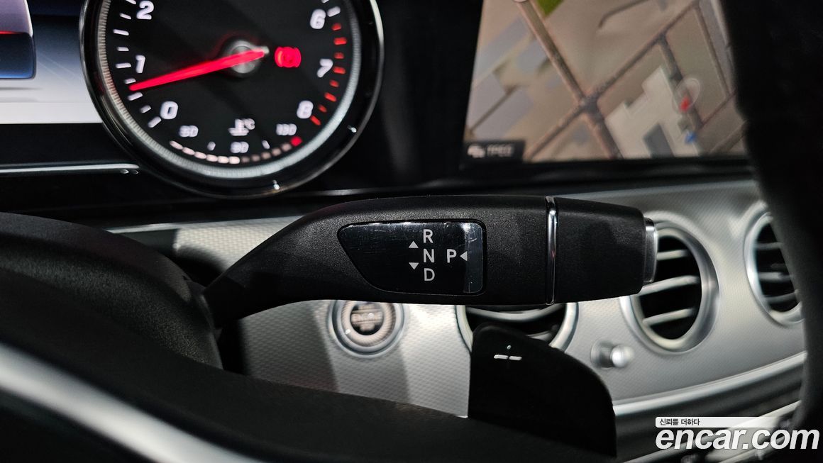 Mercedes-Benz E-Class 2020