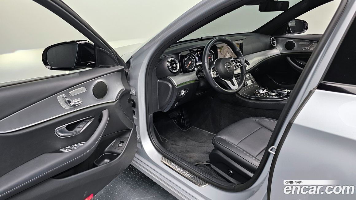 Mercedes-Benz E-Class 2020