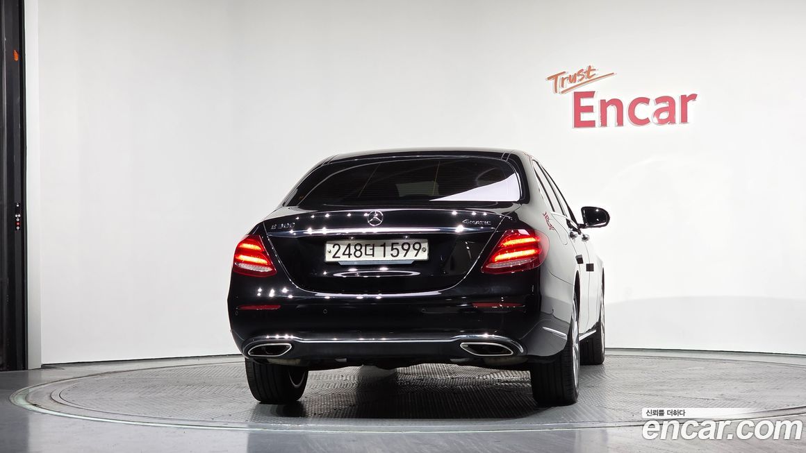 Mercedes-Benz E-Class 2020