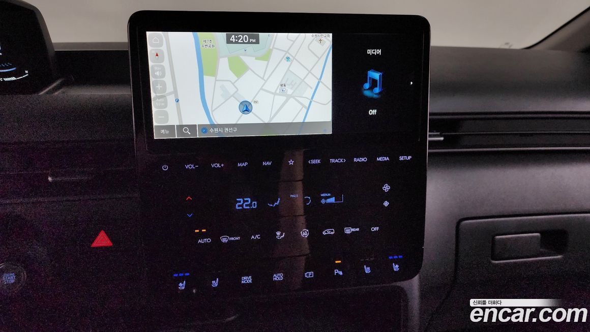 Hyundai Staria 2025