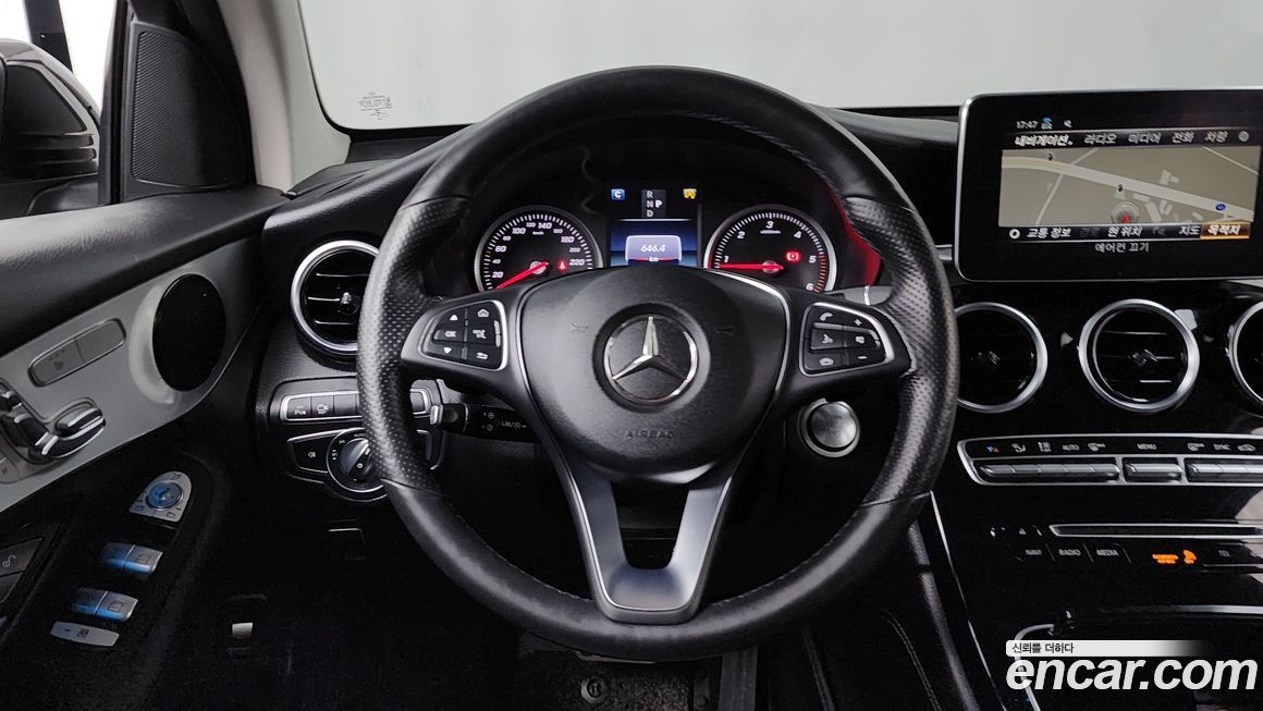 Mercedes-Benz GLC-Class 2018