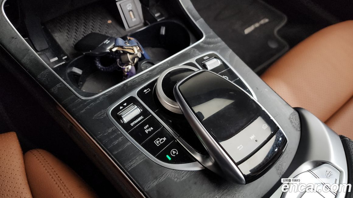 Mercedes-Benz C-Class 2021