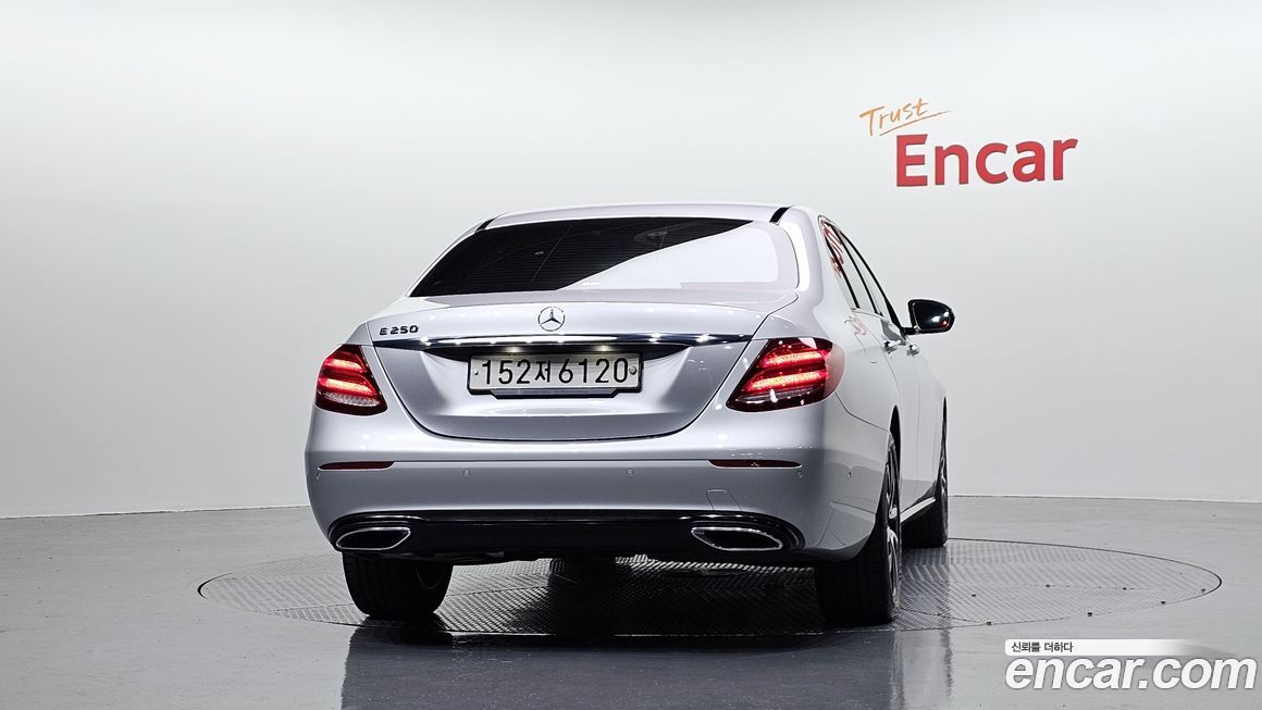 Mercedes-Benz E-Class 2020