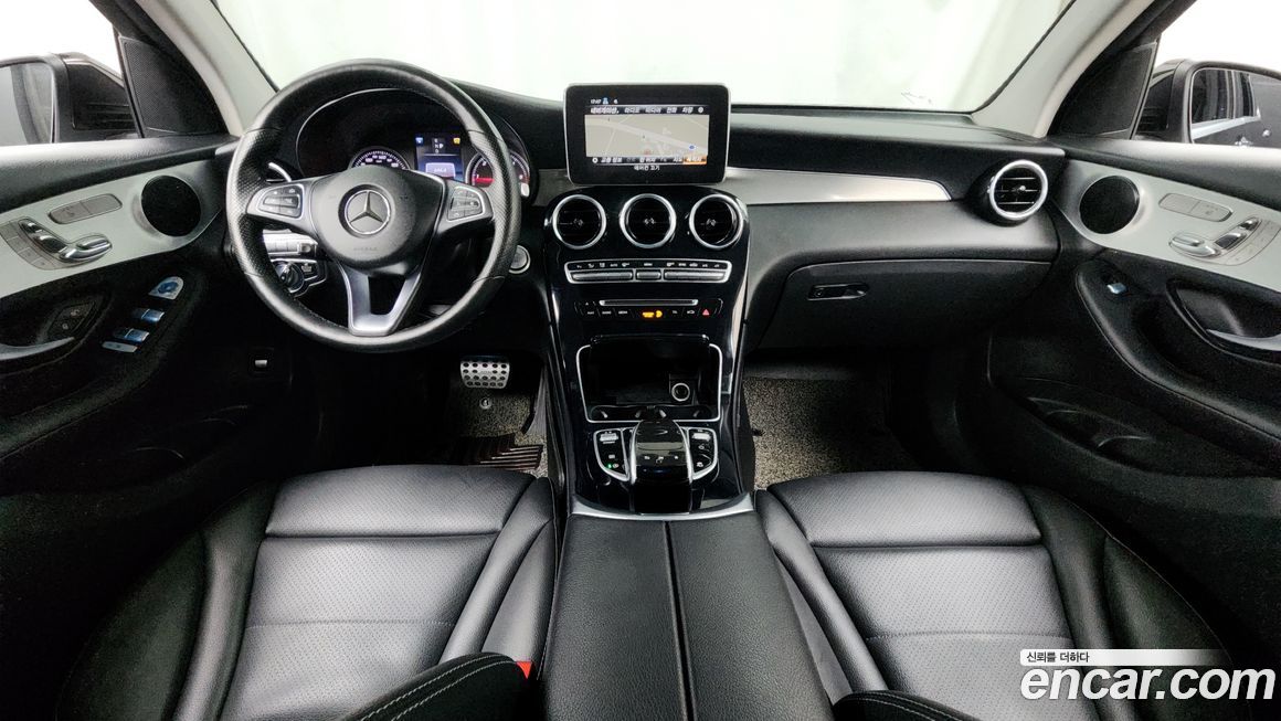 Mercedes-Benz GLC-Class 2018