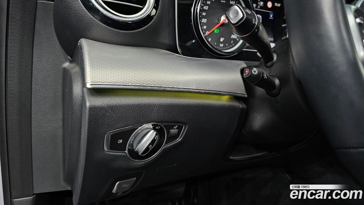 Mercedes-Benz E-Class 2020