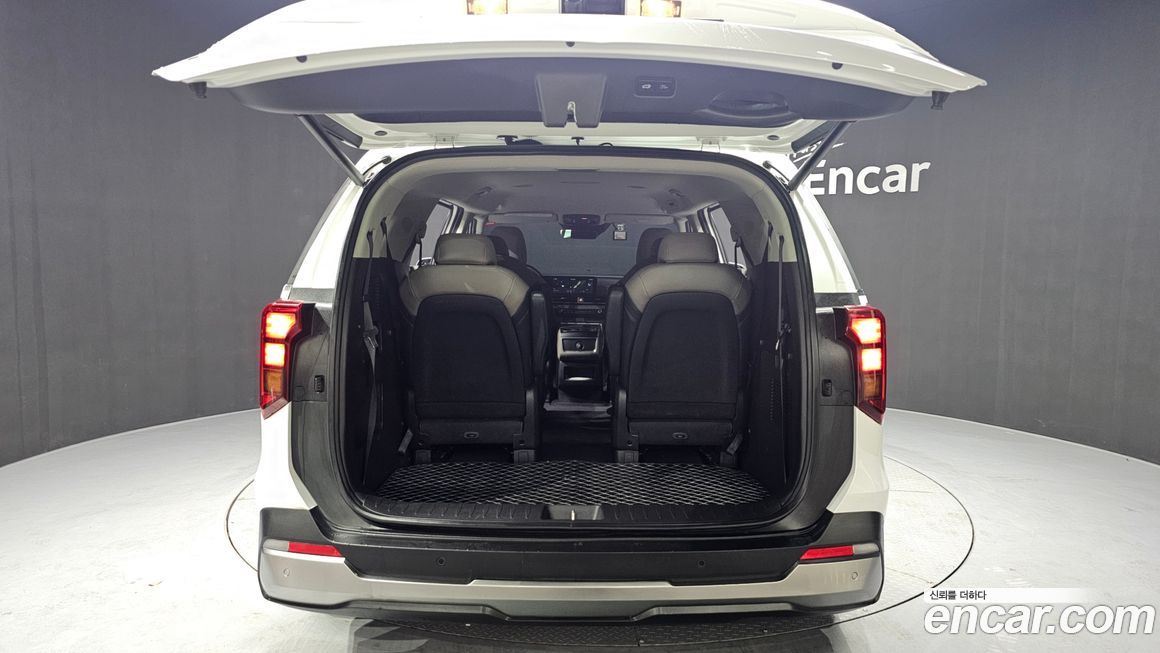 Kia Canival 2024