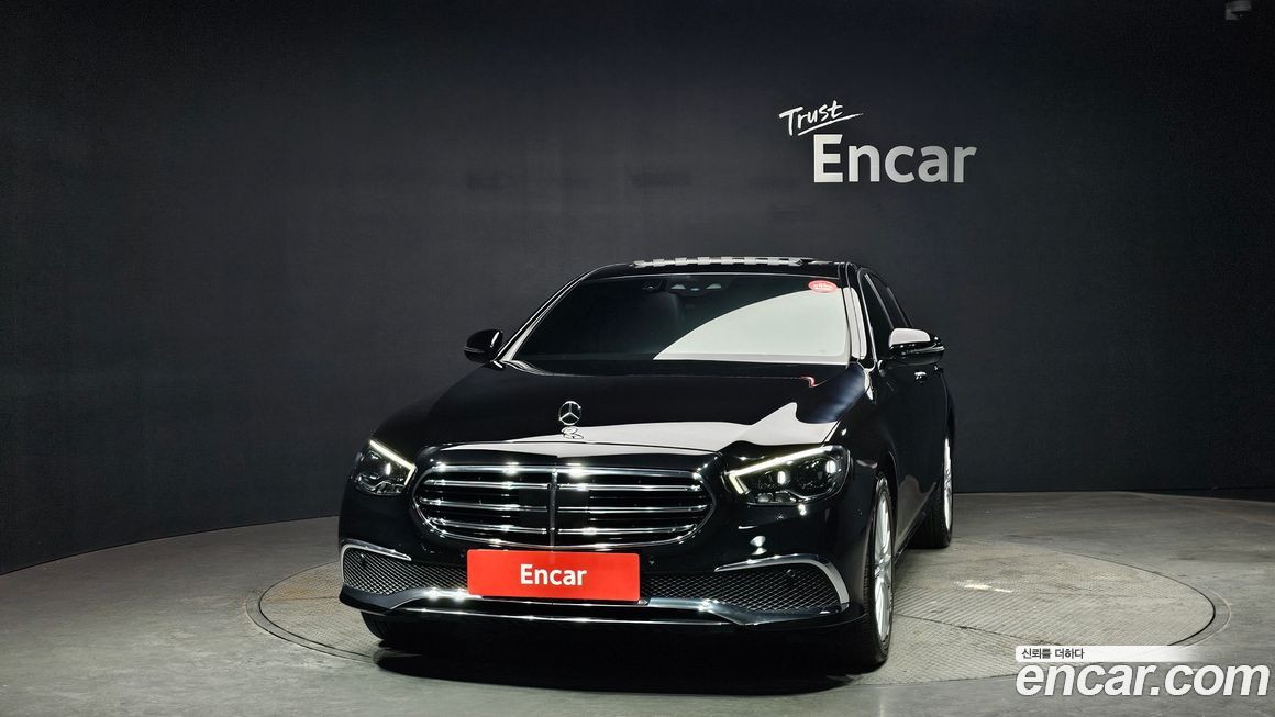 Mercedes-Benz E-Class 2021