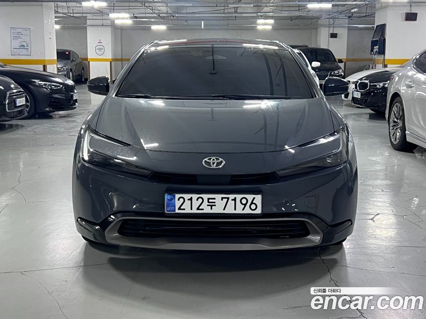 Toyota Prius 2025