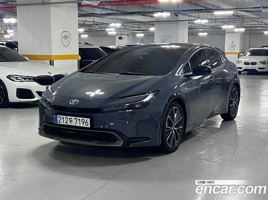 Toyota Prius 2025