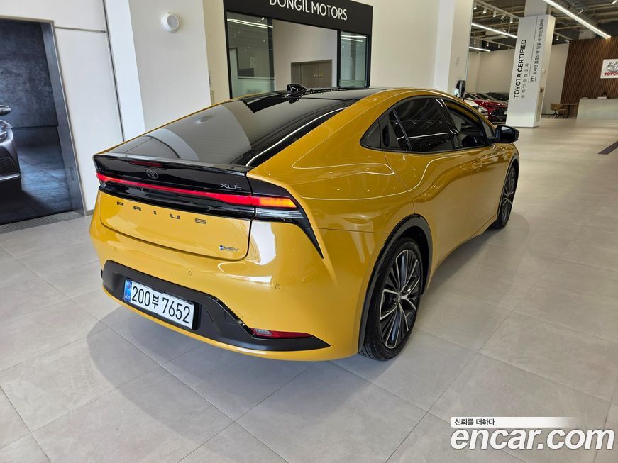 Toyota Prius 2024