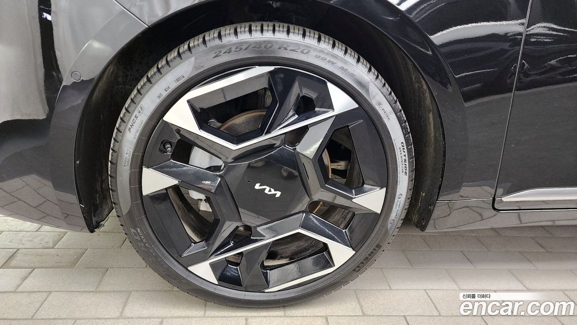 Kia K8 2025