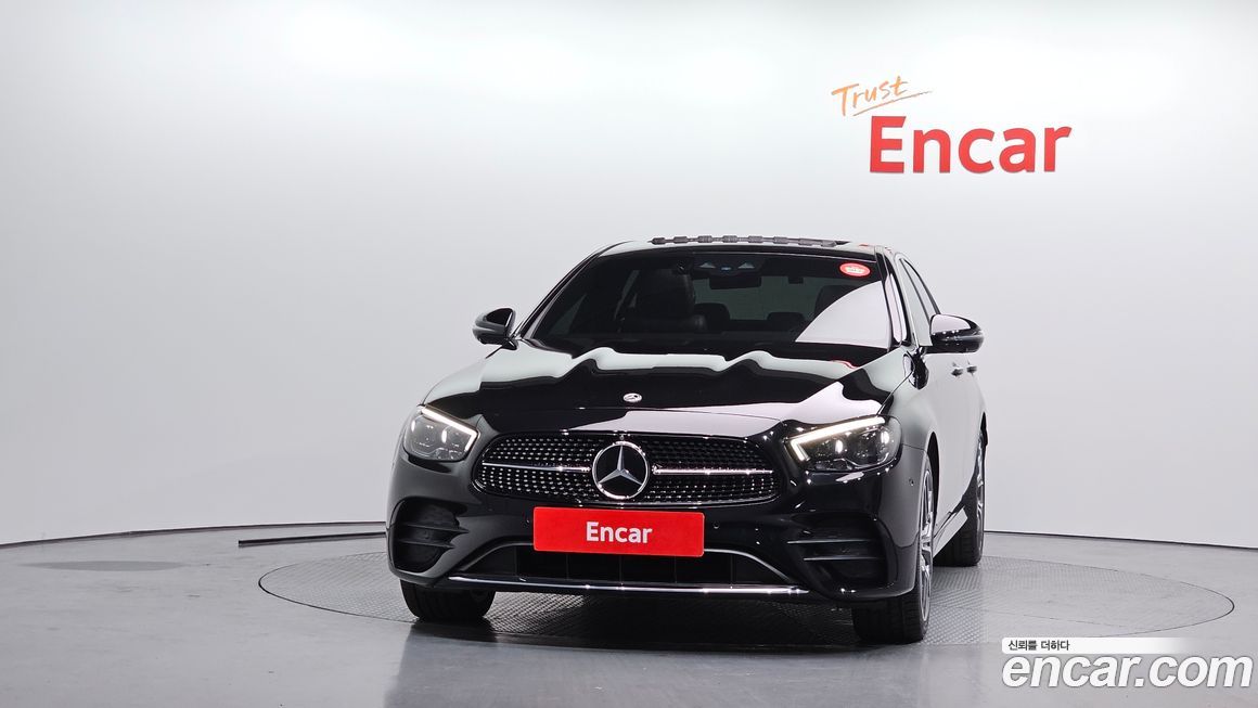 Mercedes-Benz E-Class 2022