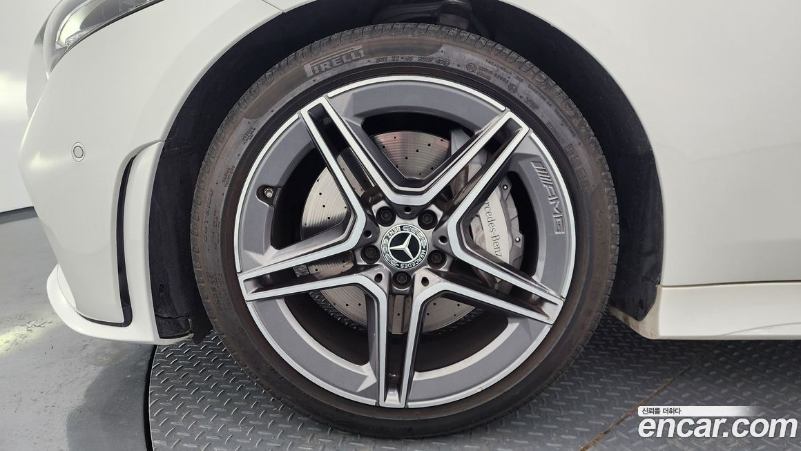 Mercedes-Benz CLS-Class 2020