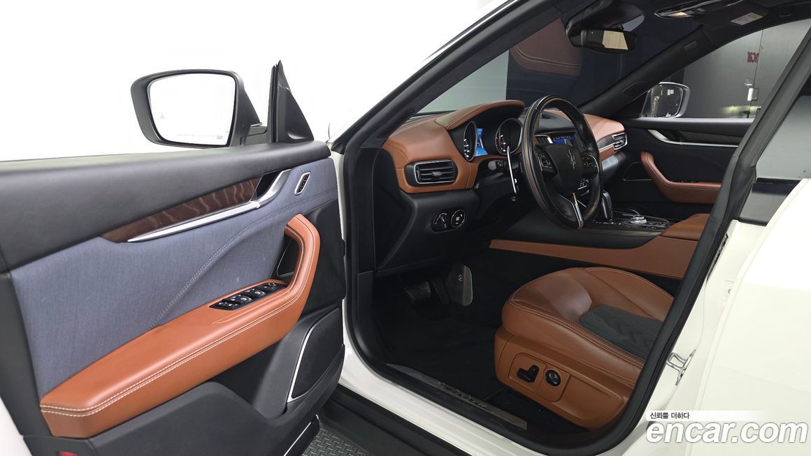 Maserati Levante 2020