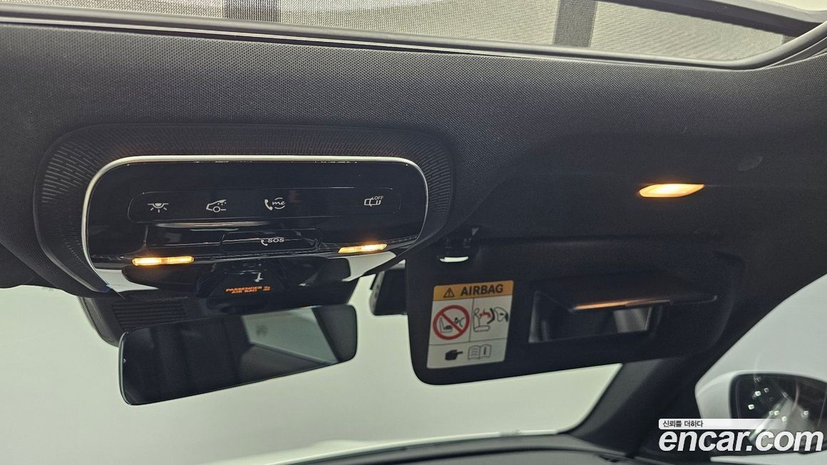 Mercedes-Benz C-Class 2024