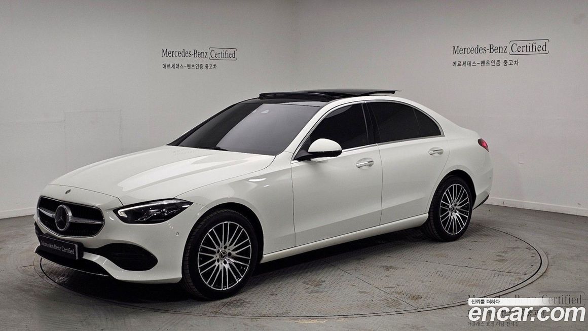 Mercedes-Benz C-Class 2024