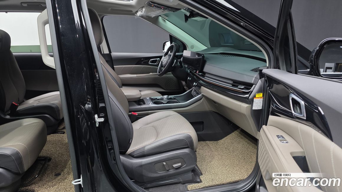 Kia Canival 2025