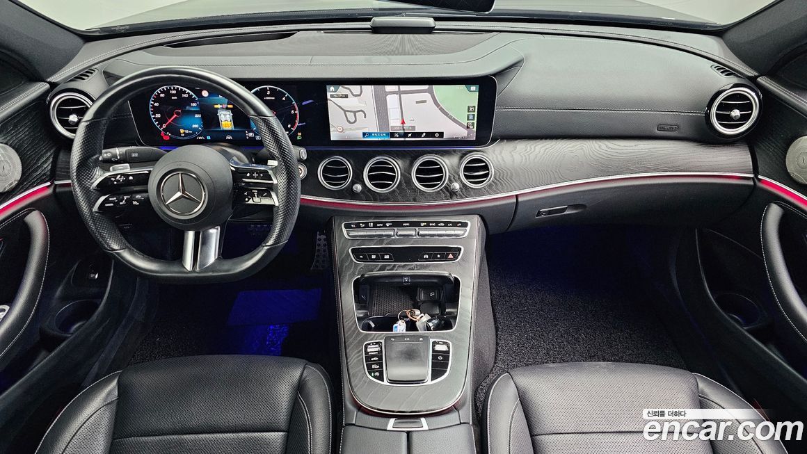 Mercedes-Benz E-Class 2022