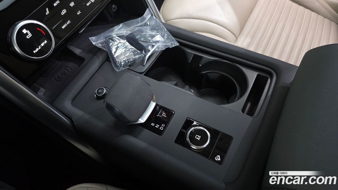 Land Rover Discovery 2022